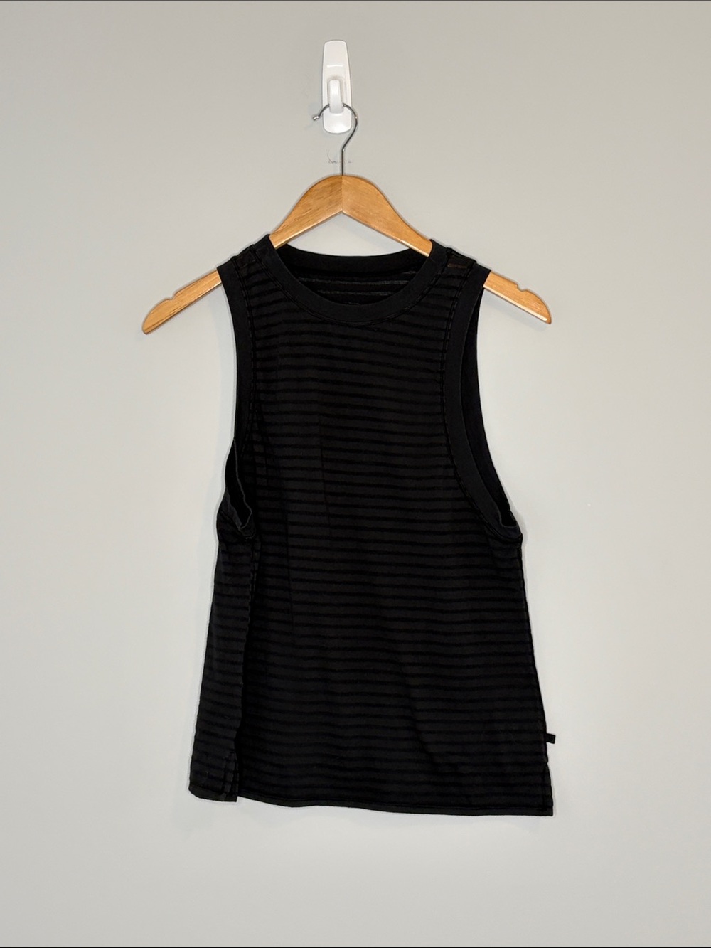 Lululemon athletics Black Sleeveless Ribbed Tank Top - Women